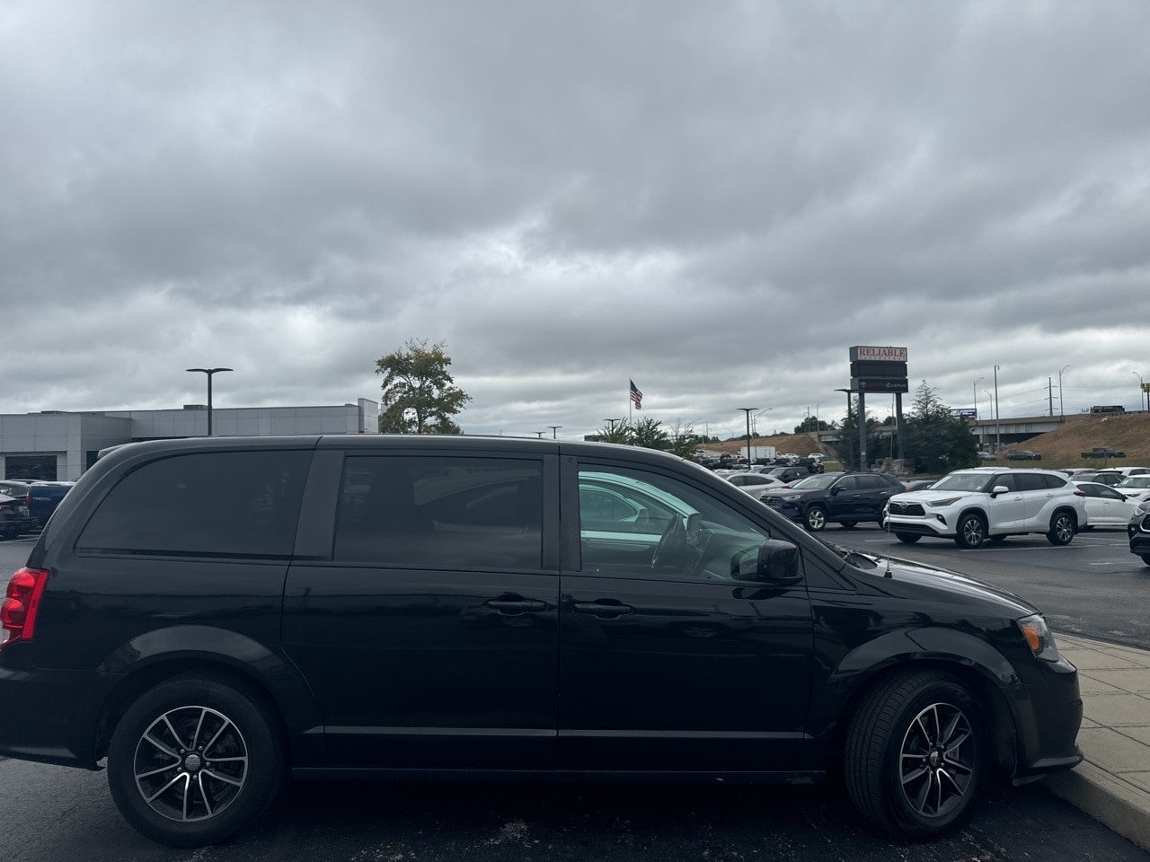 Used 2019 Dodge Grand Caravan GT with VIN 2C4RDGEG5KR536641 for sale in Springfield, MO