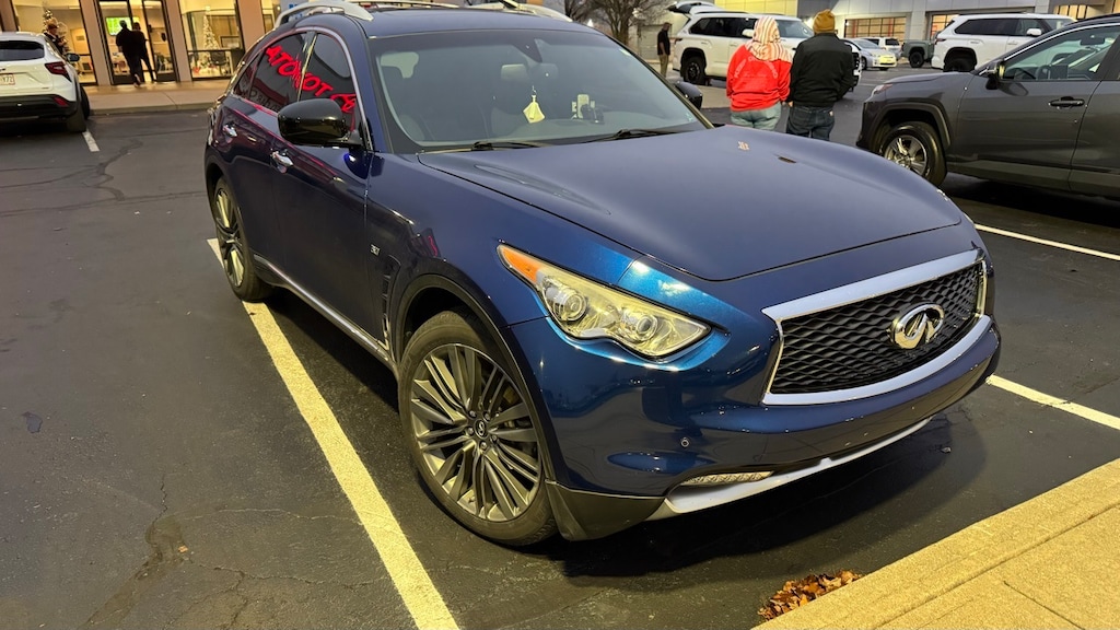 Used 2017 INFINITI QX70 Base SUV