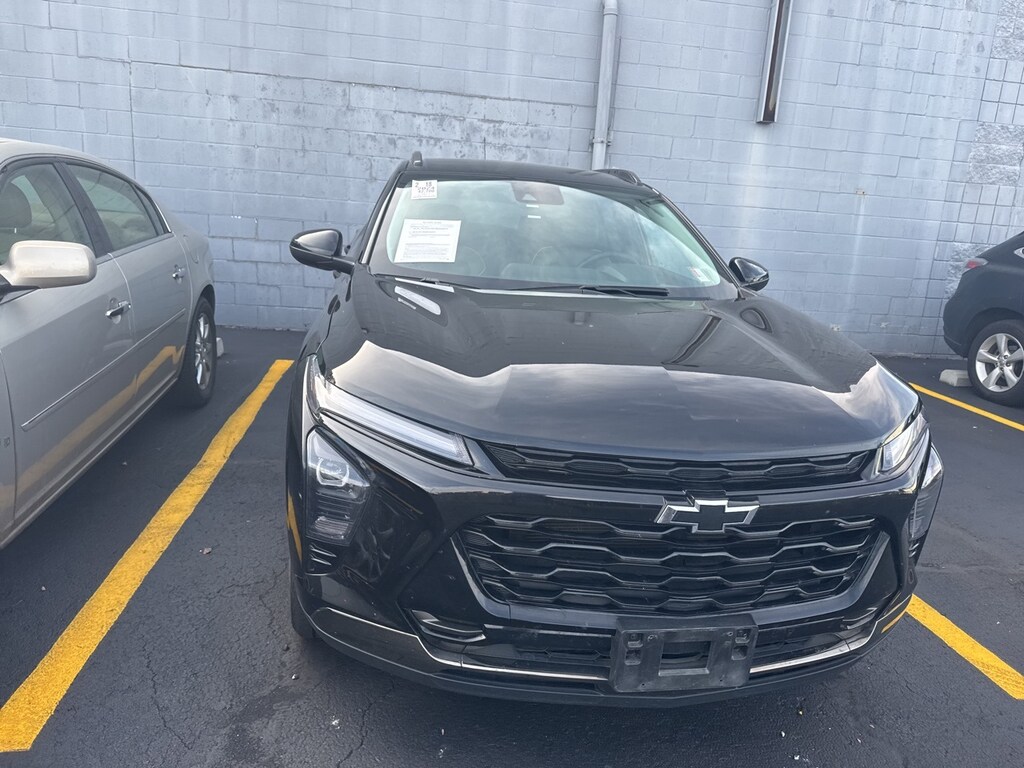 Used 2024 Chevrolet Trax Activ SUV