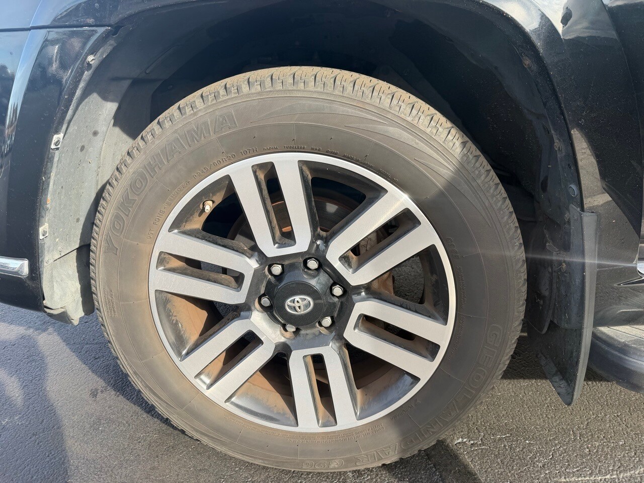 2018 Toyota 4Runner Limited photo 3