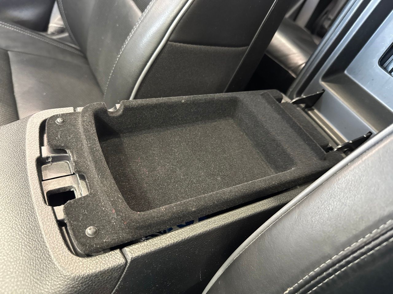 2021 Jeep Grand Cherokee Overland - Photo 29