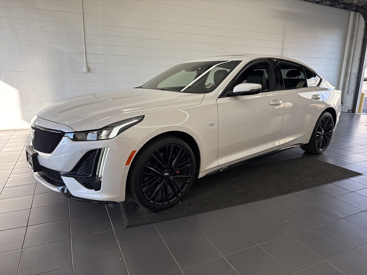 2023 Cadillac CT5 Sport photo 4