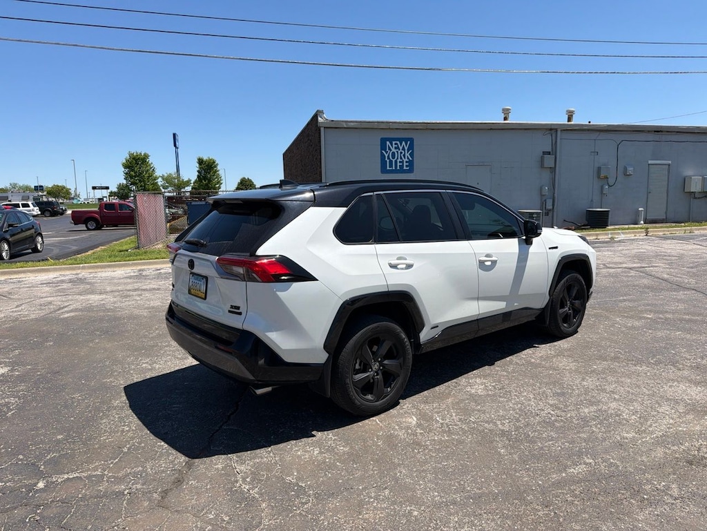 Used 2021 Toyota RAV4 Hybrid XSE SUV