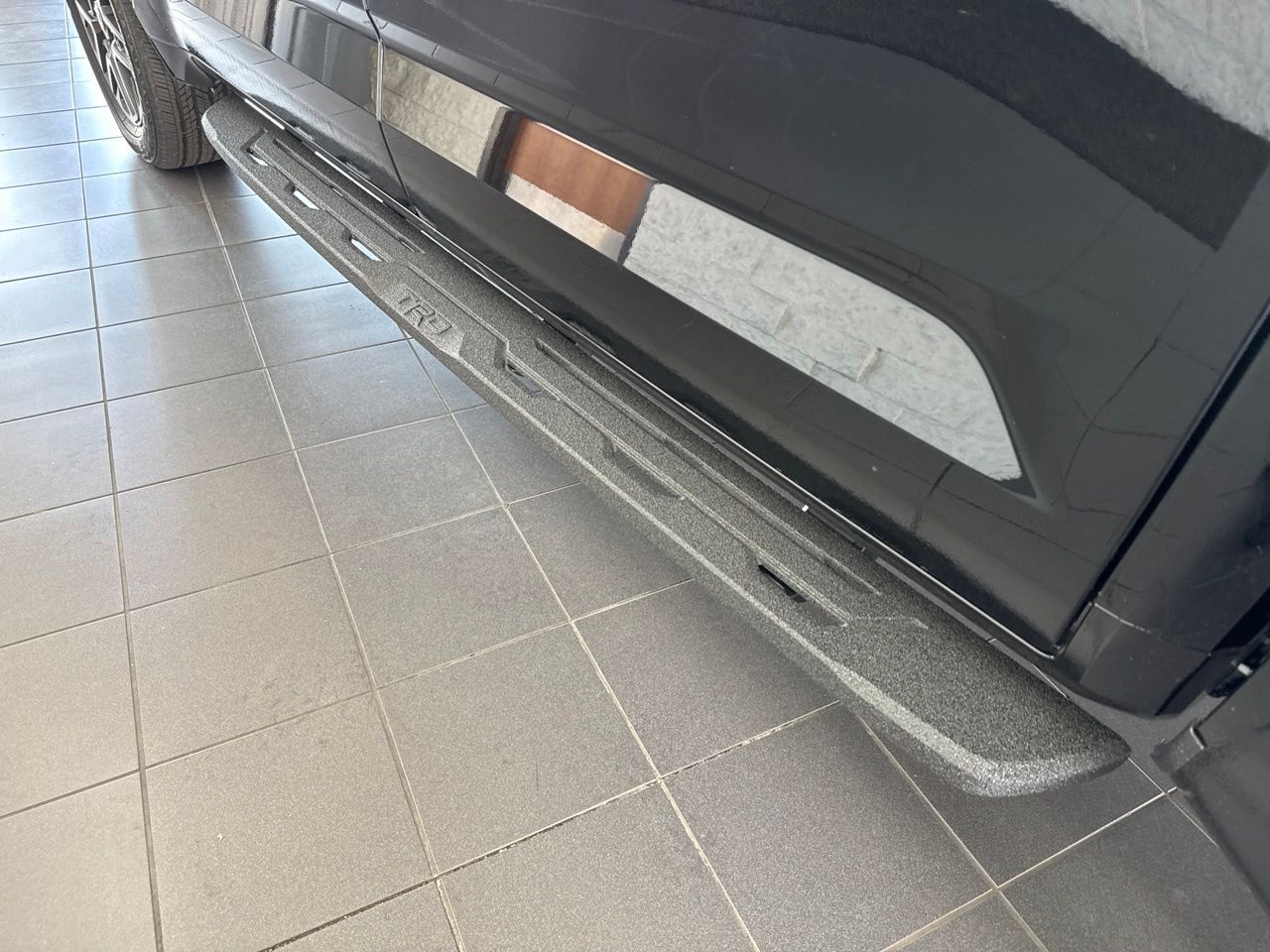 2026 Toyota Tundra Limited - Photo 11