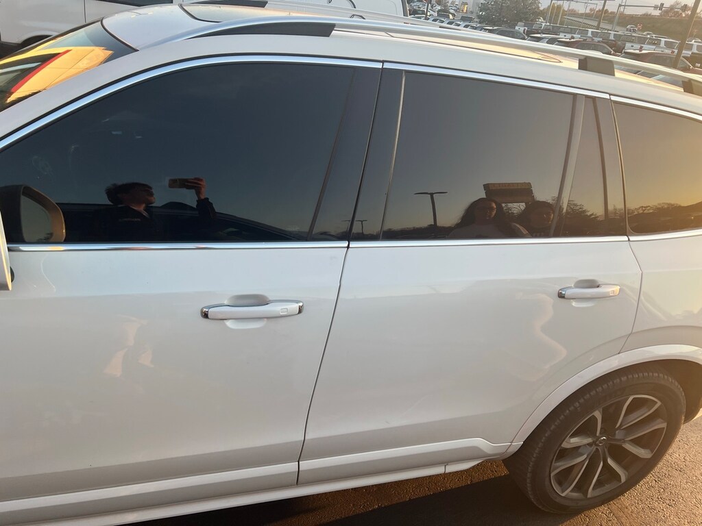 Used 2018 Volvo XC90 T5 Momentum SUV