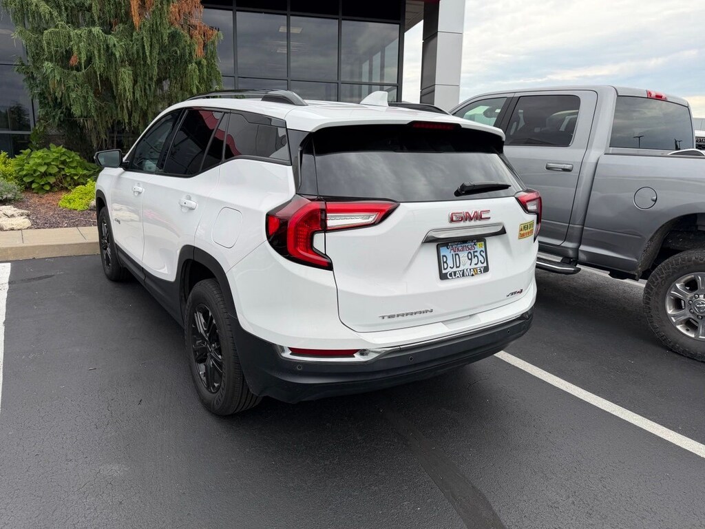 Used 2024 GMC Terrain AT4 SUV