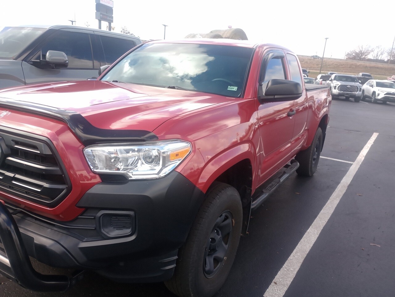 2019 Toyota Tacoma SR photo 2