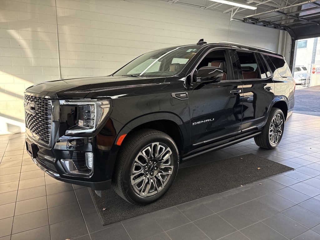 Used 2024 GMC Yukon Denali Ultimate SUV