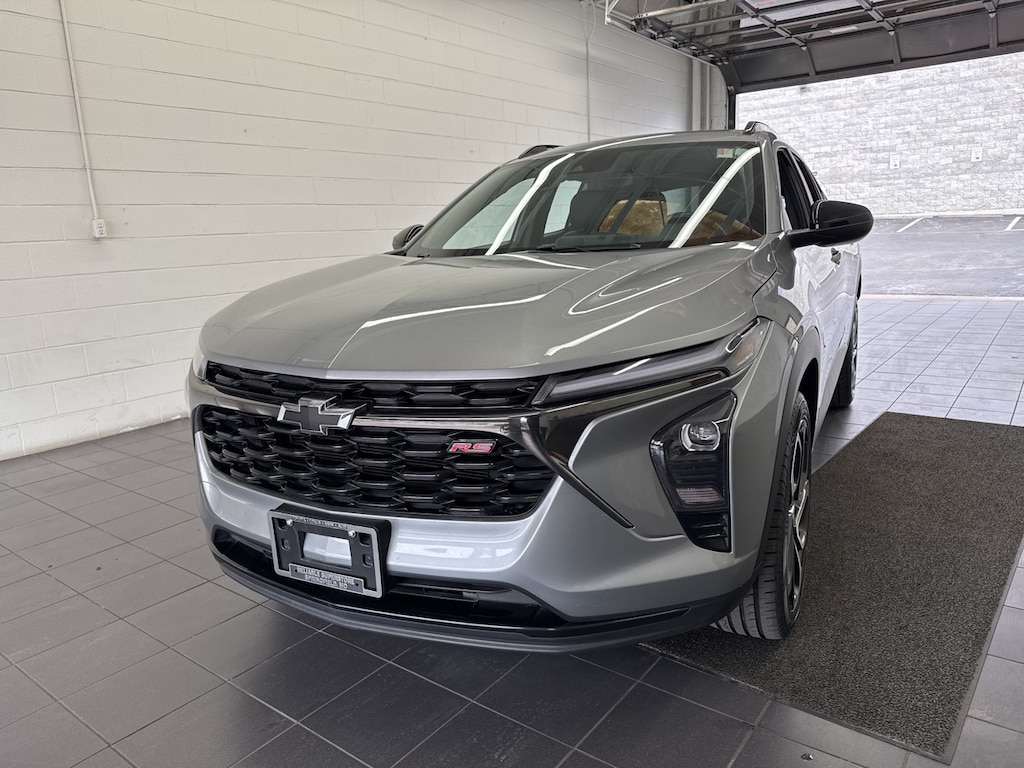 Used 2024 Chevrolet Trax 2RS SUV