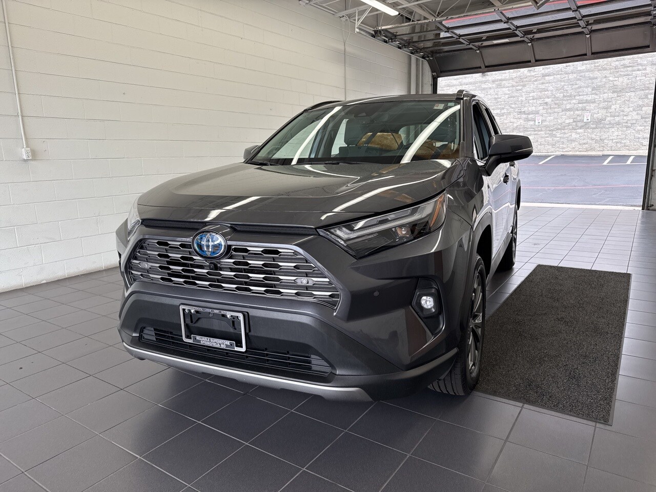 2024 Toyota RAV4 Hybrid Limited photo 2