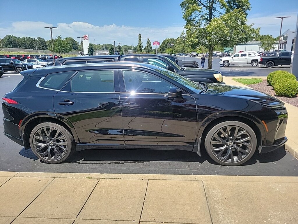 Certified 2025 Toyota Crown Signia Limited SUV