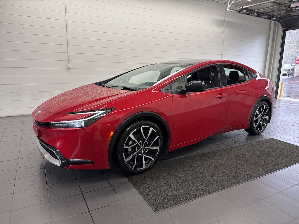 New 2026 Toyota Prius Plug-In Hybrid XSE Premium Hatchback