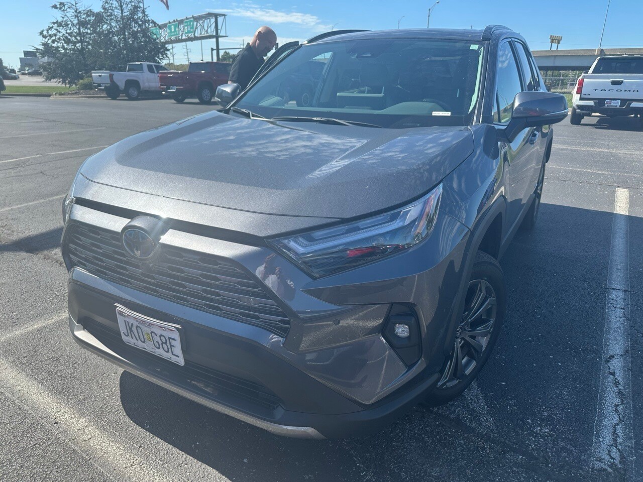 2024 Toyota RAV4 Hybrid Limited photo 2