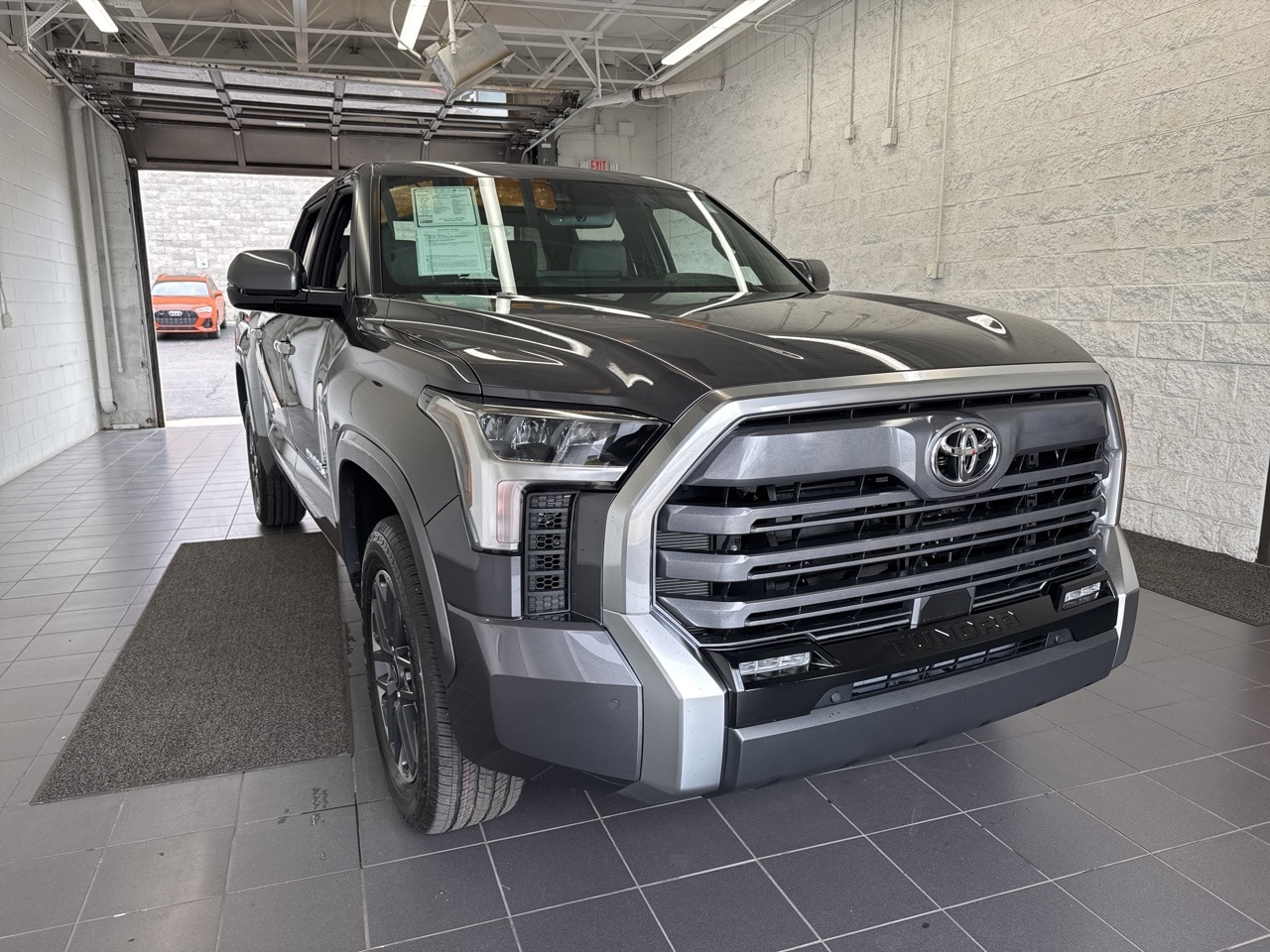 Used 2025 Toyota Tundra Limited with VIN 5TFJA5DB0SX306975 for sale in Springfield, MO