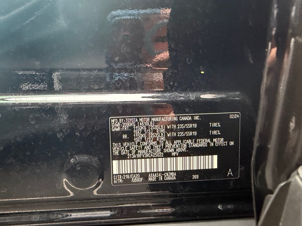 2024 Toyota RAV4 XLE Premium photo 3