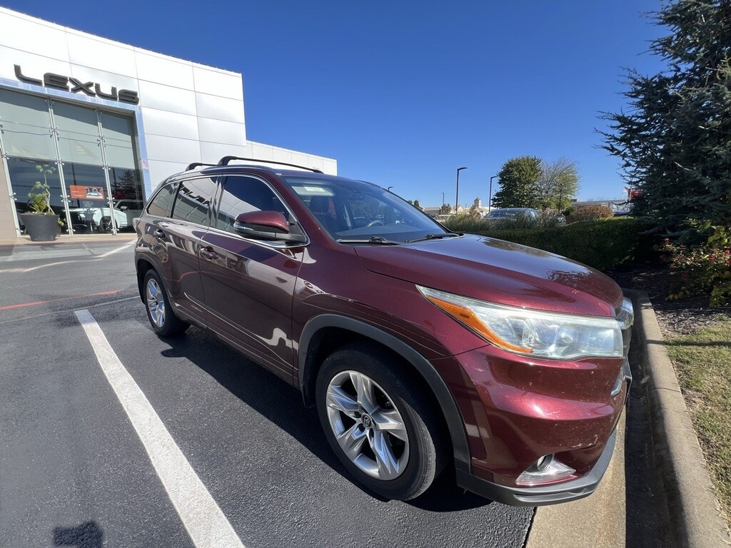 Used 2016 Toyota Highlander Limited Platinum V6 SUV