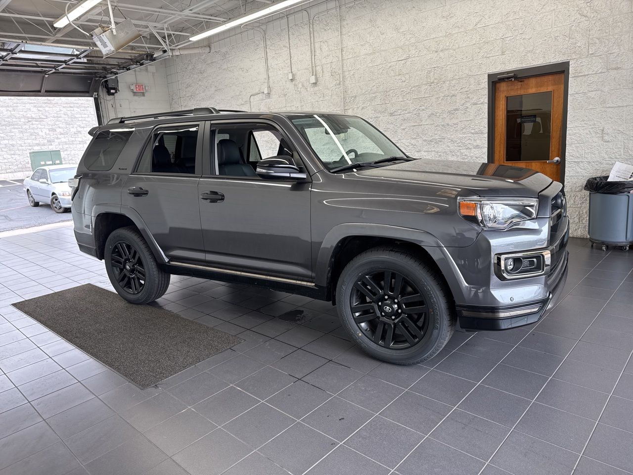 2021 Toyota 4Runner Night Shade 4WD V6's photo