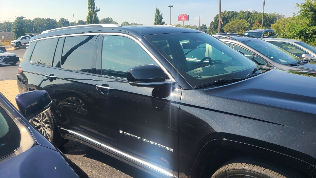 2021 Jeep Grand Cherokee L Summit photo 4