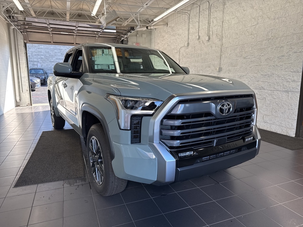 New 2026 Toyota Tundra Limited Truck CrewMax