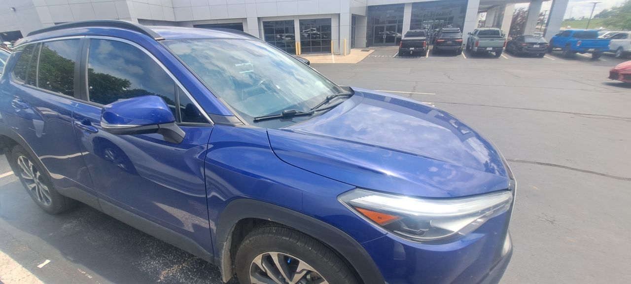2022 Toyota Corolla Cross XLE AWD's photo