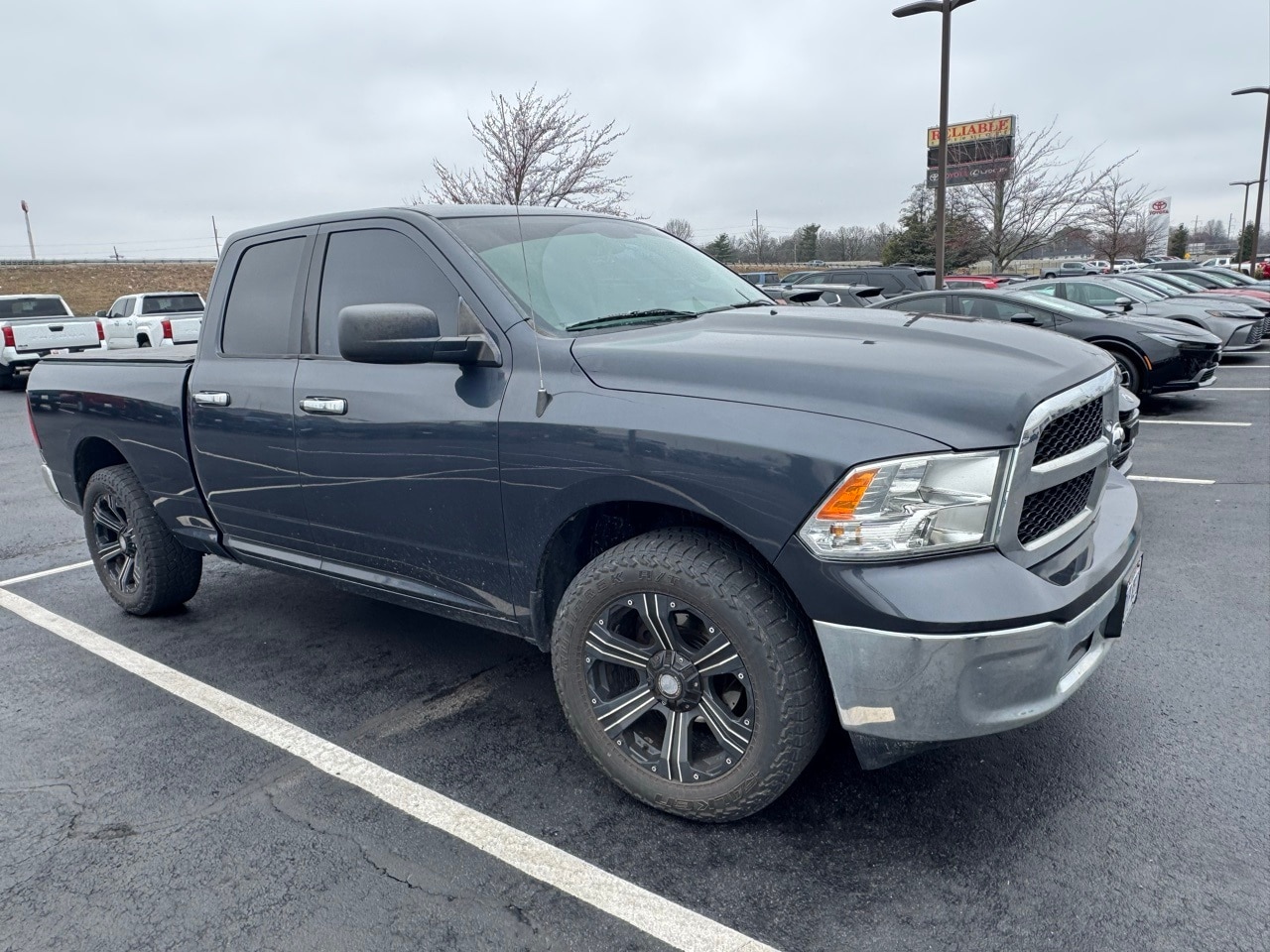 2017 RAM 1500 SLT Quad Cab 4WD