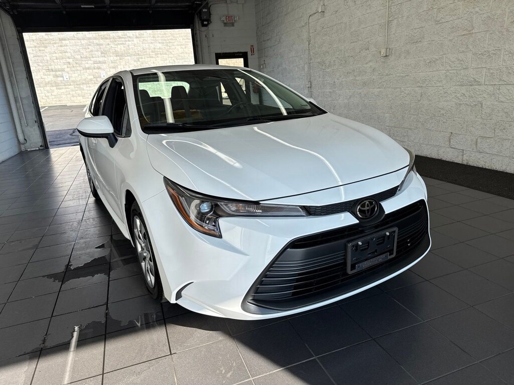 Used 2026 Toyota Corolla LE Sedan