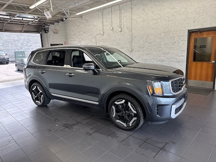 2024 Kia Telluride S SUV