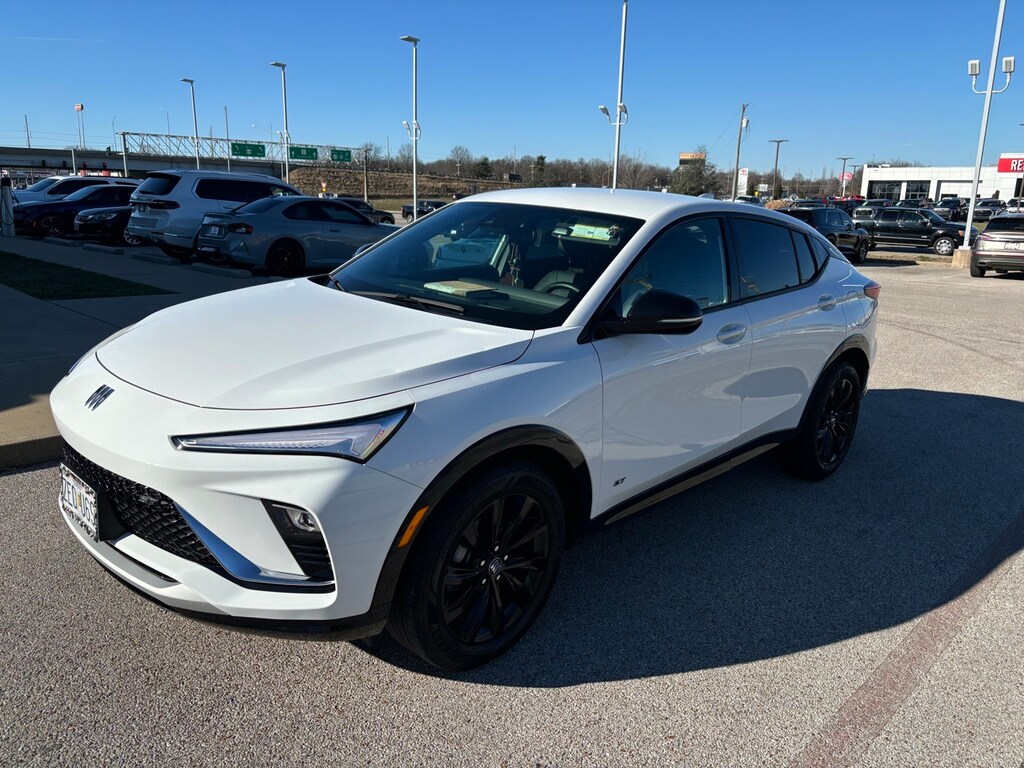 Used 2025 Buick Envista Sport Touring SUV