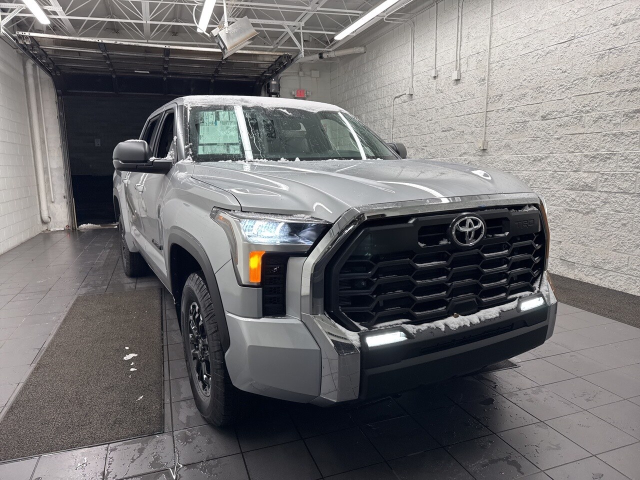 2026 Toyota Tundra SR5 photo 2