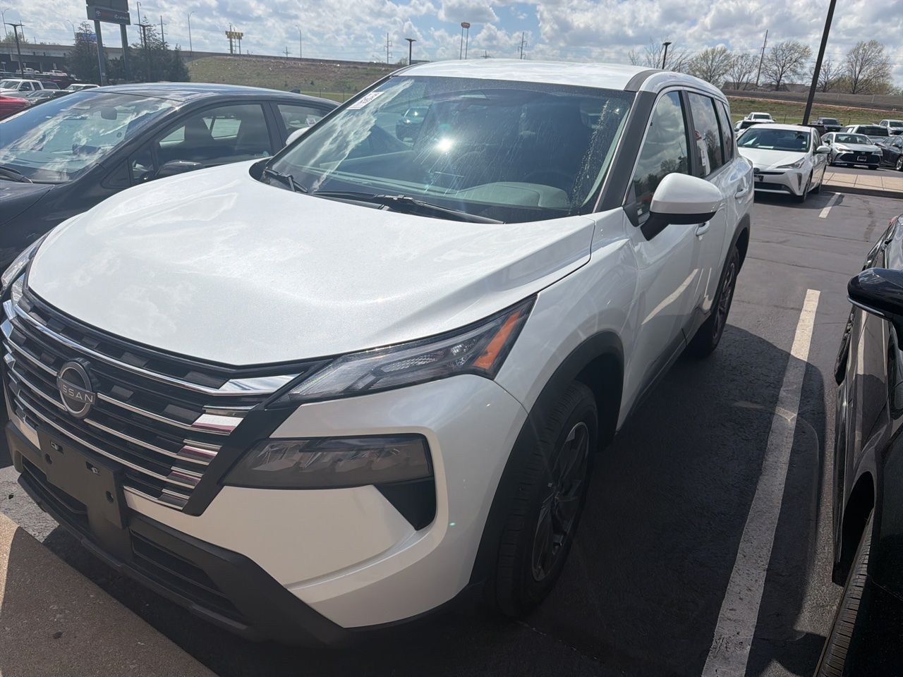 View vehicle photo 6