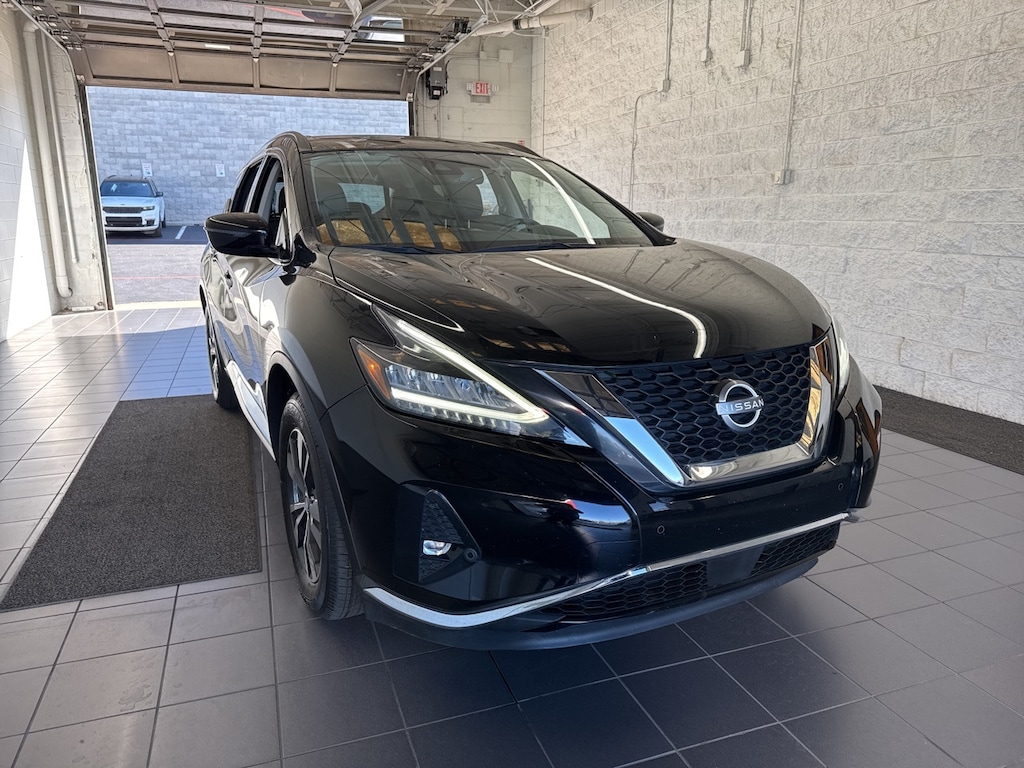 Used 2023 Nissan Murano SV SUV