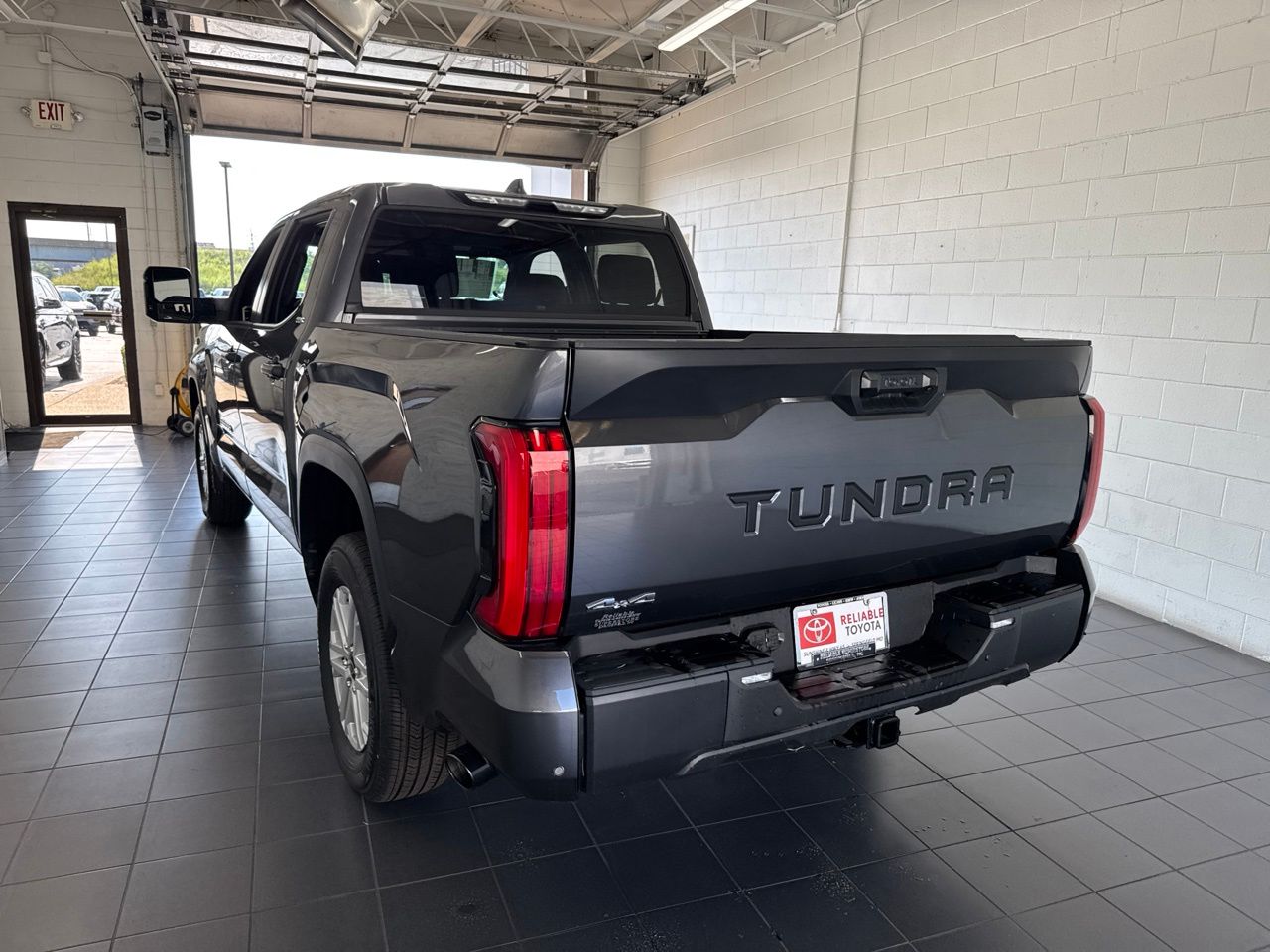 2026 Toyota Tundra SR5 - Photo 6