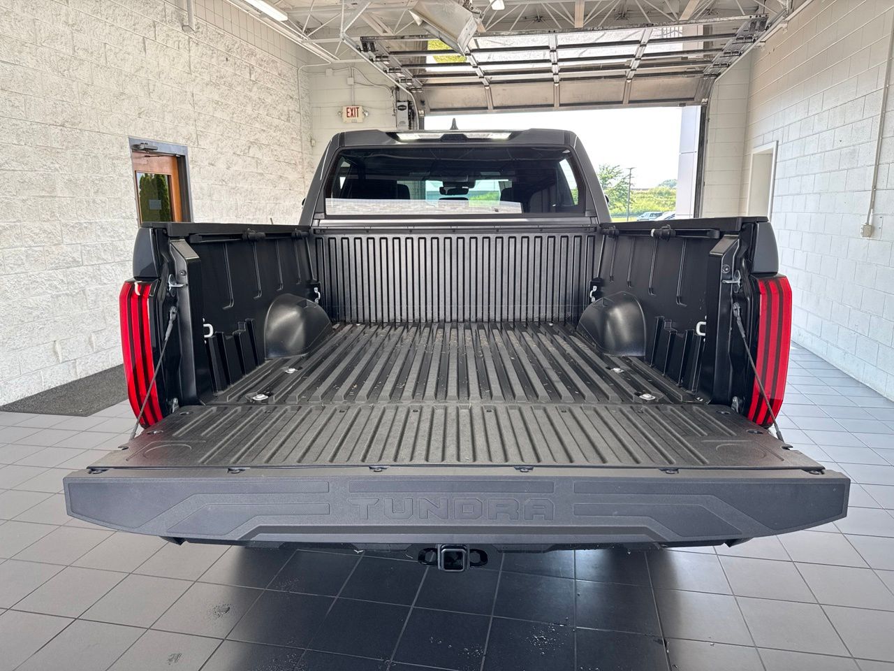 2026 Toyota Tundra SR5 - Photo 10