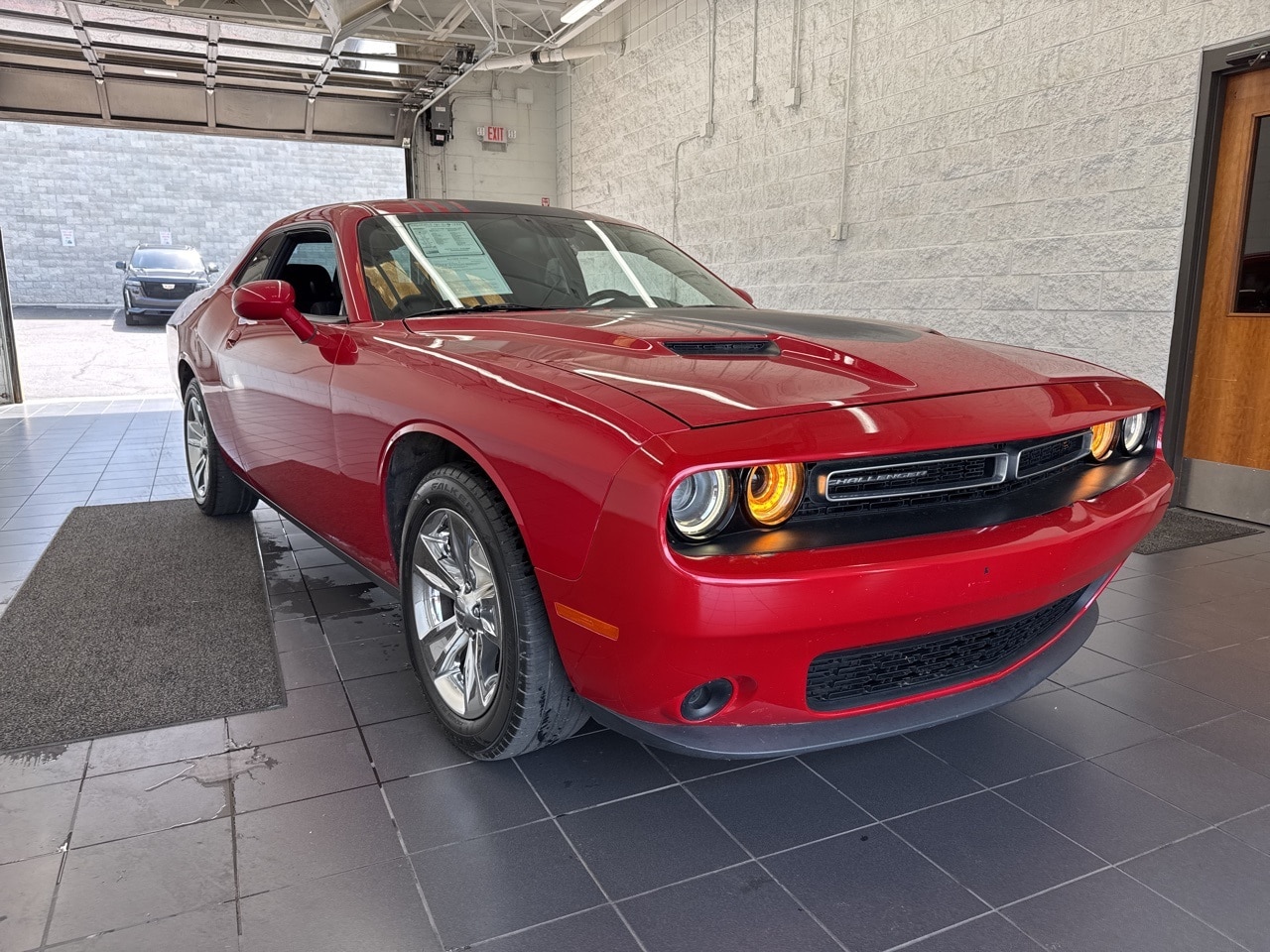 Used 2016 Dodge Challenger SXT with VIN 2C3CDZAG2GH231753 for sale in Springfield, MO