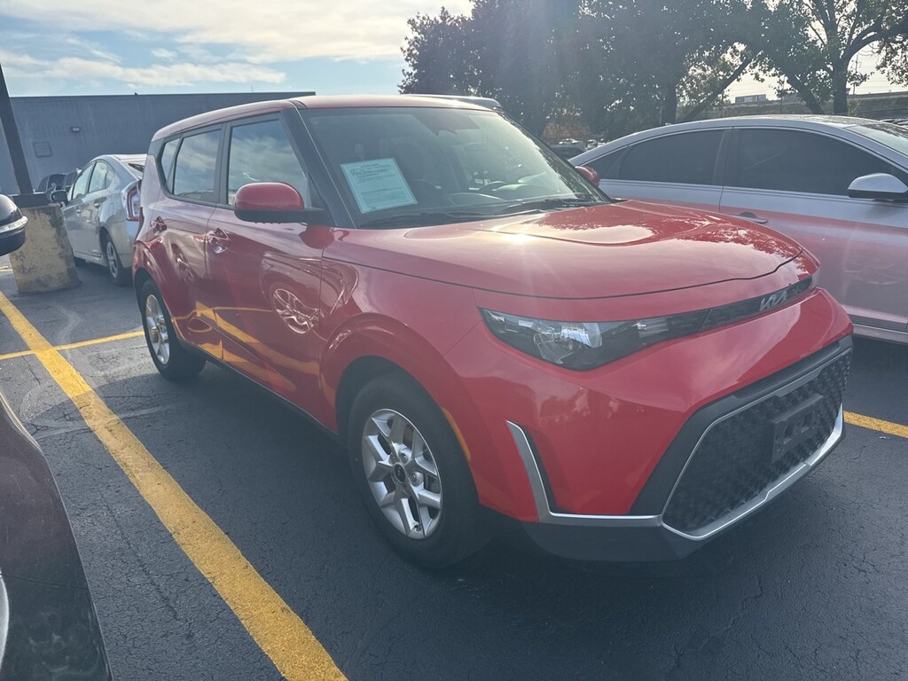 Used 2024 Kia Soul LX Hatchback