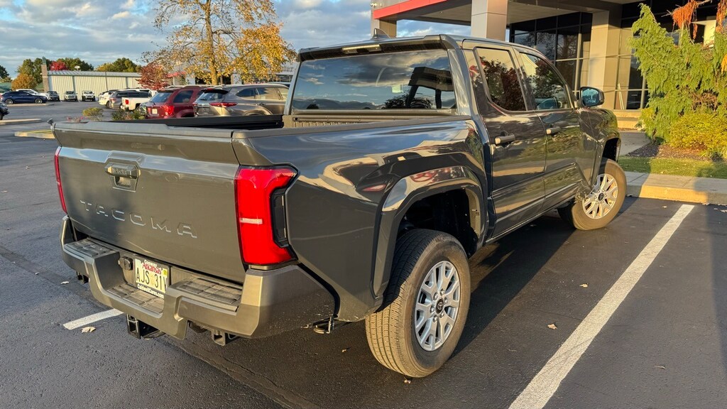 Used 2025 Toyota Tacoma SR Truck