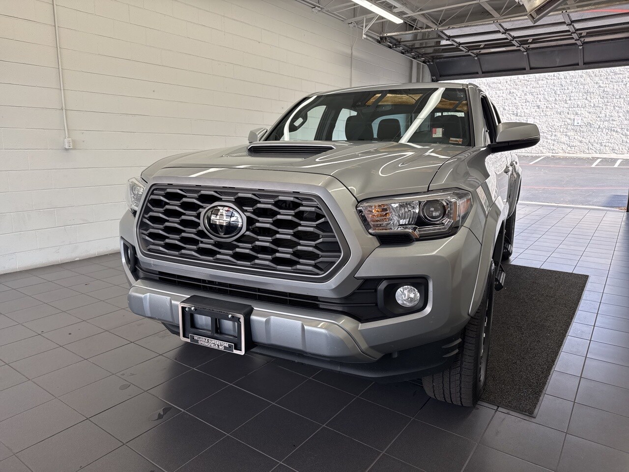 2023 Toyota Tacoma TRD Sport photo 3