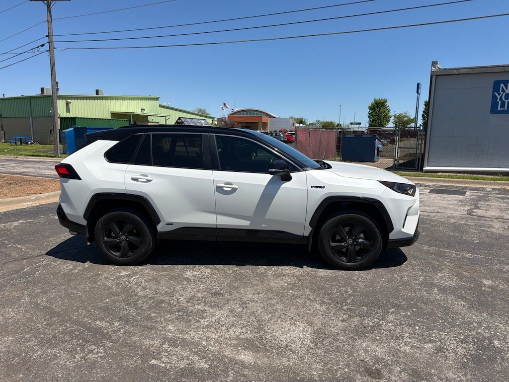 Used 2021 Toyota RAV4 Hybrid XSE SUV