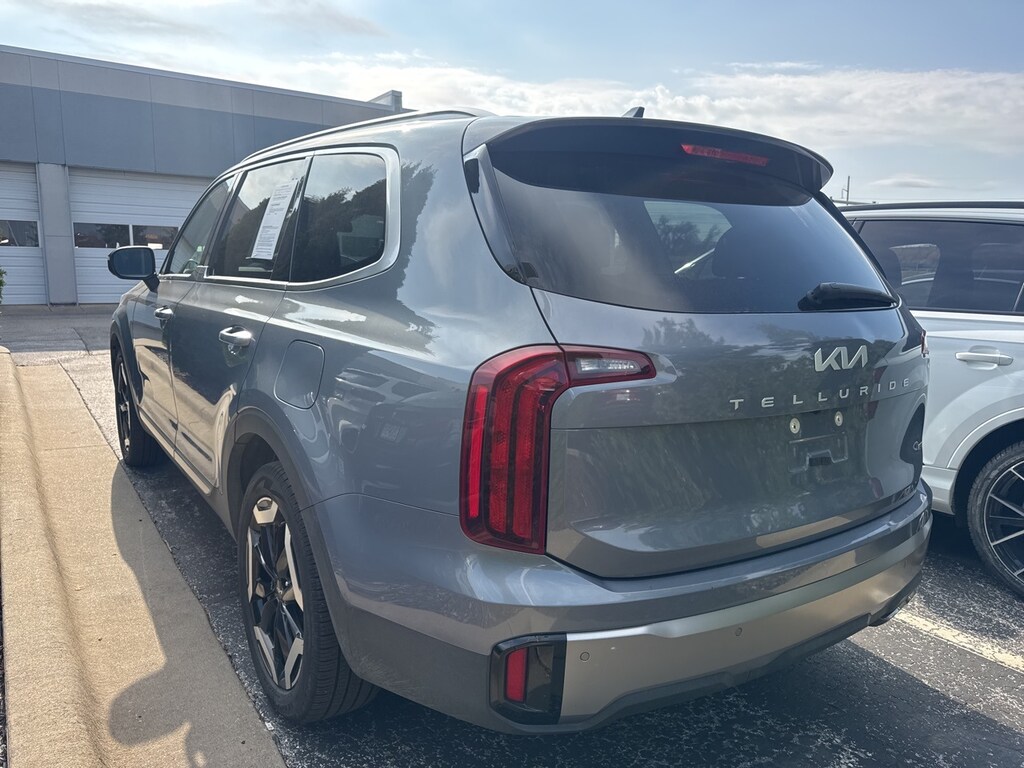Used 2025 Kia Telluride S SUV