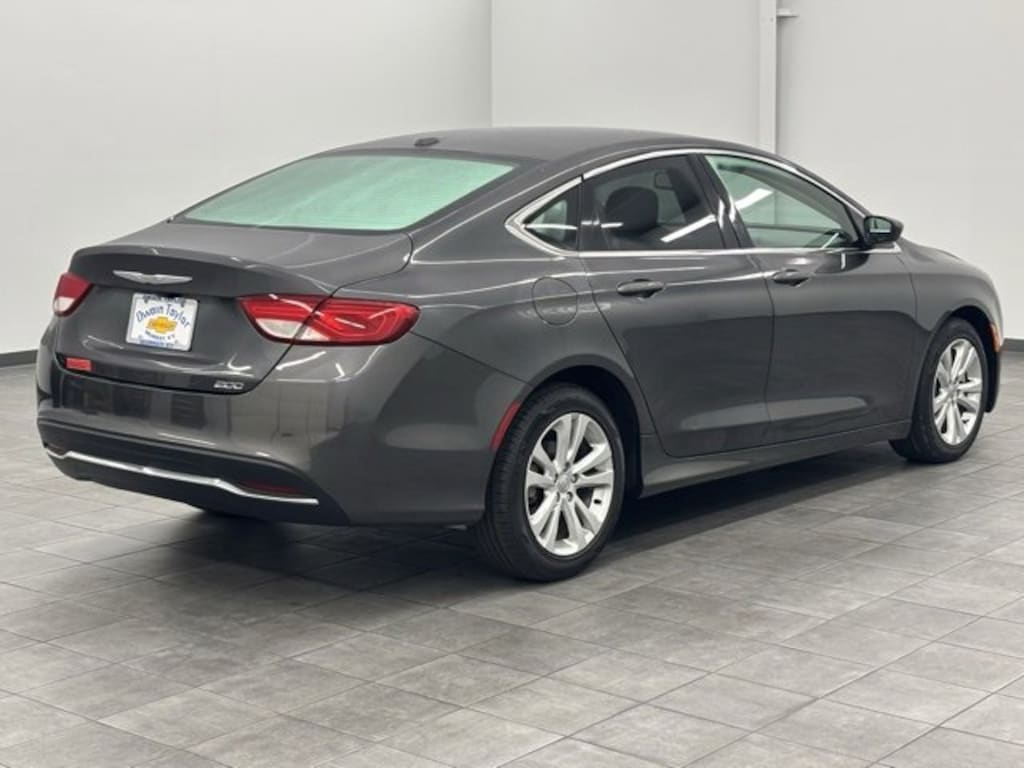 Used 2015 Chrysler 200 Limited Sedan