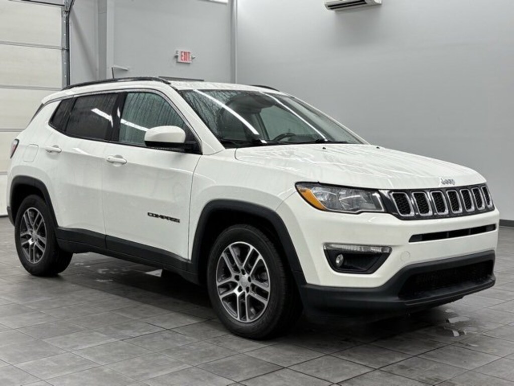 Used 2019 Jeep Compass Latitude FWD SUV