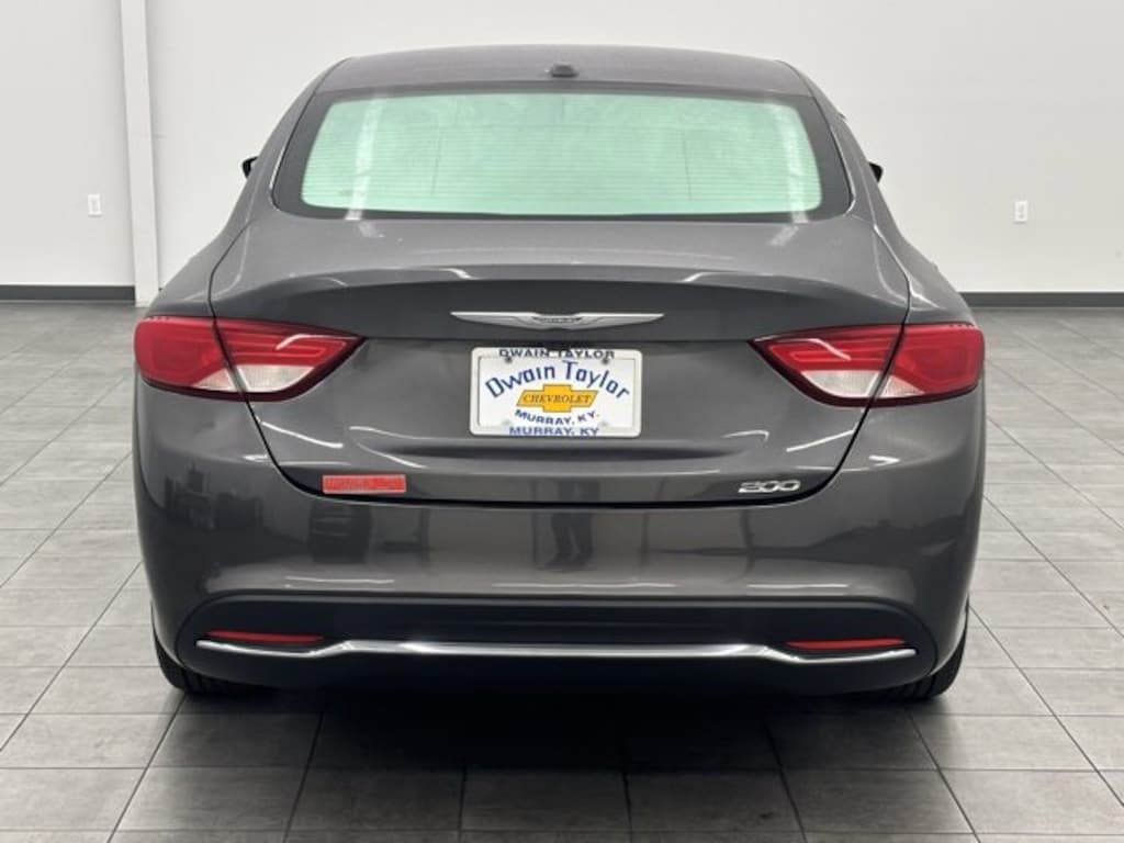 Used 2015 Chrysler 200 Limited Sedan