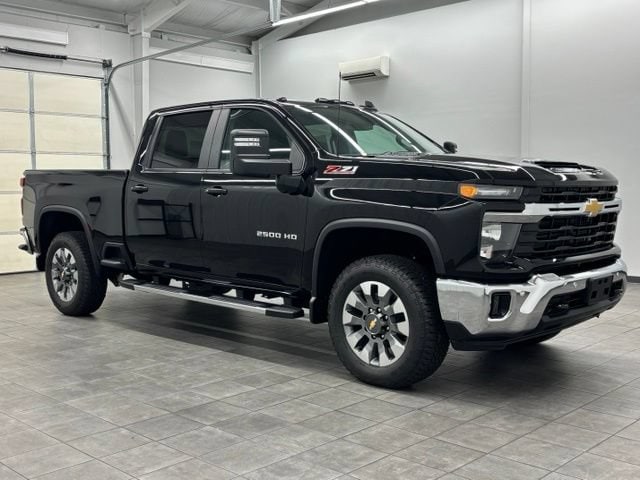 2026 Chevrolet Silverado 2500 HD Truck Crew Cab 