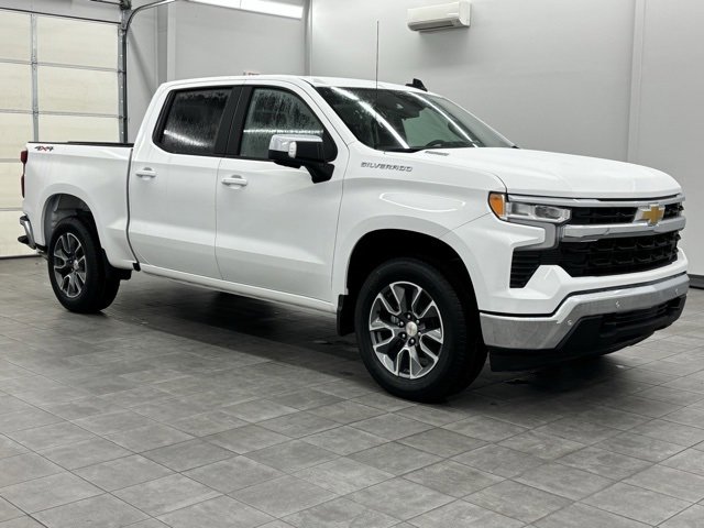 2026 Chevrolet Silverado LT's photo