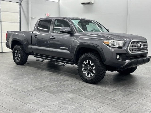 2017 Toyota Tacoma Truck Double Cab 
