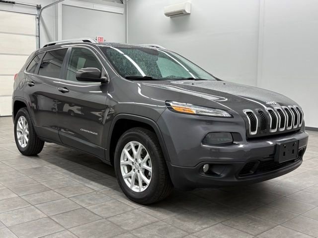 2014 Jeep Cherokee SUV 