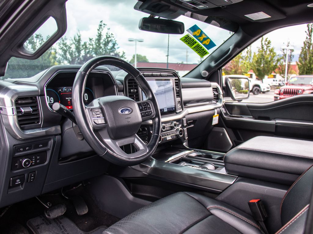 2022 Ford F-150 Lariat - Photo 11