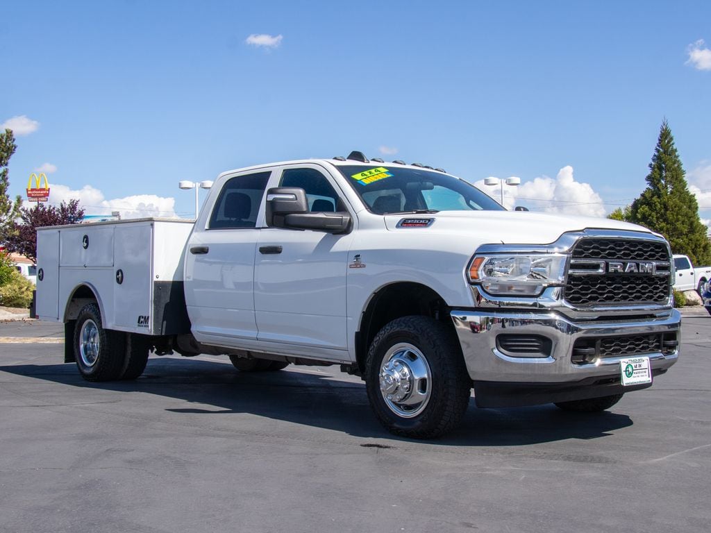 2024 RAM 3500 Tradesman 4X4 Crew Cab's photo
