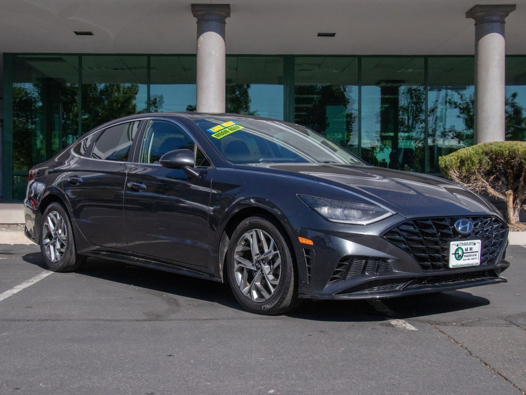 Used 2020 Hyundai Sonata SEL Sedan