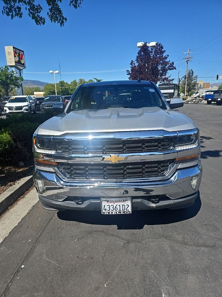 2017 Chevrolet Silverado 1500 LT 4X4 Crew Cab Short Box's photo